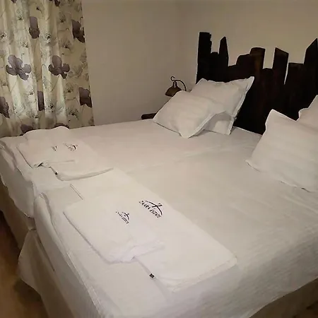 호텔 Zaara Estate Winery & Glavan