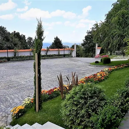 Zaara Estate Winery & Szálloda 3*