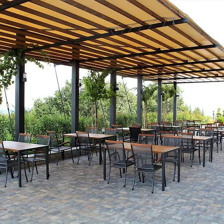 Zaara Estate Winery & Glavan