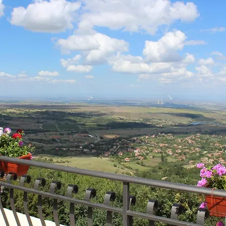 Hotel Zaara Estate Winery & Glavan