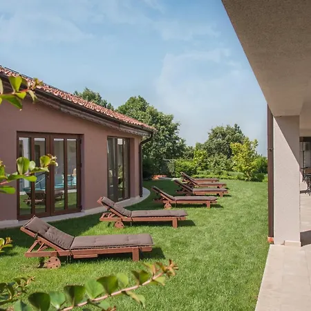 Zaara Estate Winery & Szálloda