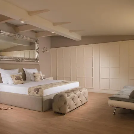 Zaara Estate Winery & Hotel Glavan