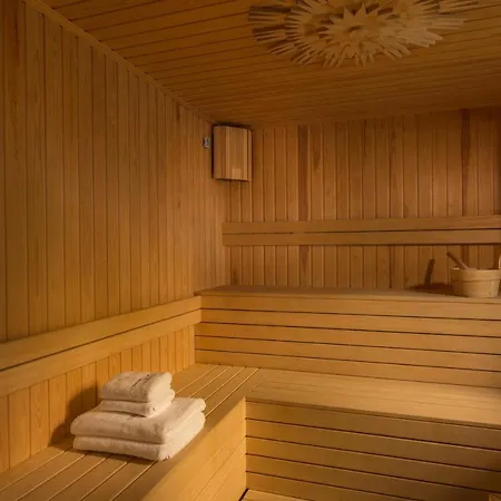 Zaara Estate Winery & 3* Glavan