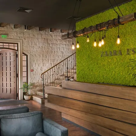 Zaara Estate Winery & 3* Glavan