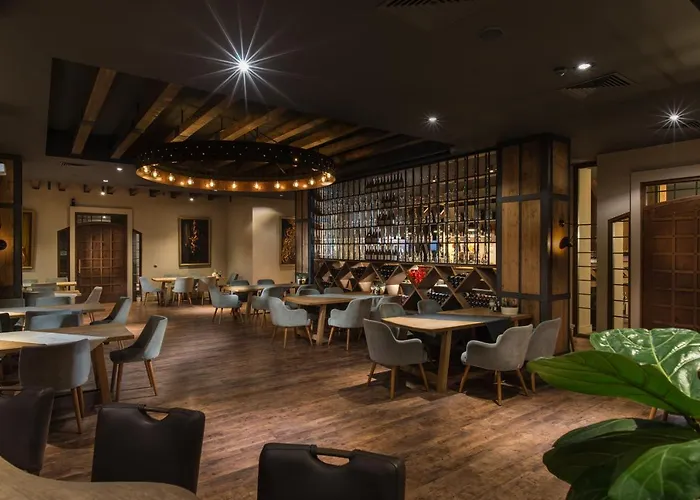 Zaara Estate Winery &